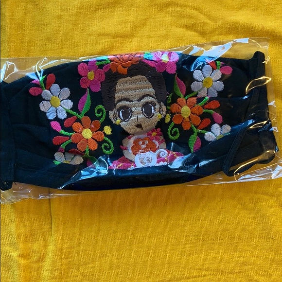 Triple layer Reusable embroide face mask F… - Picture 13 of 16